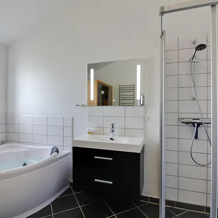 Siger - 1-6km From The Sea By Interhome Vakantiehuis